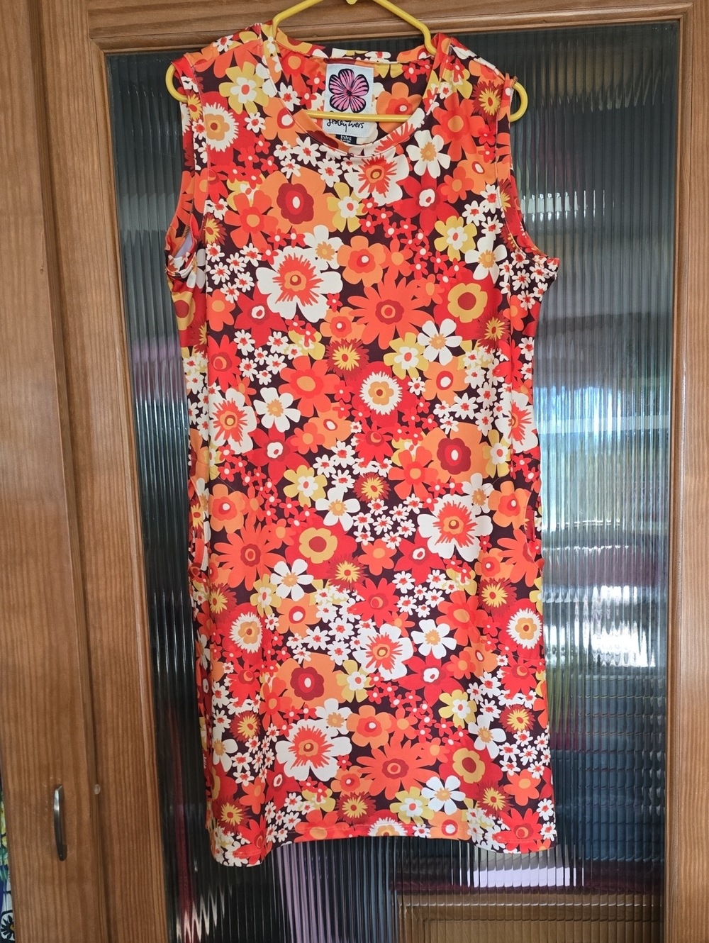 Vintage-Inspired Floral Sleeveless Shift Dress - Red/Orange